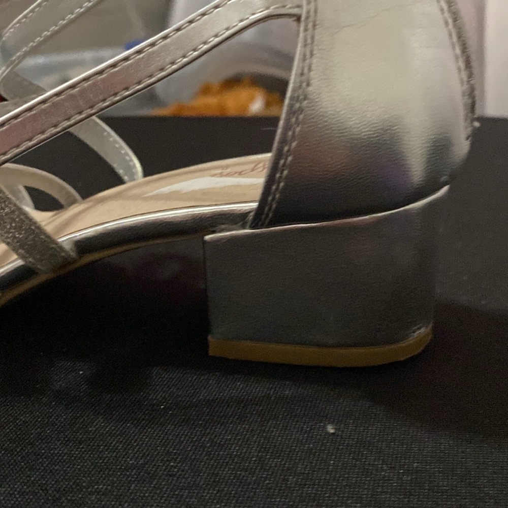 JELLYPOP FOR KIDS FIRLS SIZE 4M Silver Strappy Sandals BACK‎ ANKLE ZIPPER CLEAN - Picture 4 of 9